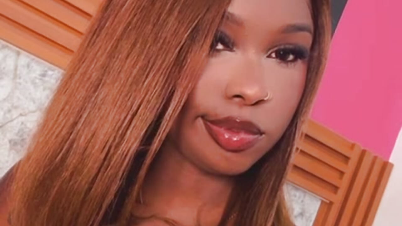 Kinky ebonny girl with a goddess body at your order. 🔥 - video kinkyandsavage kameramallilta