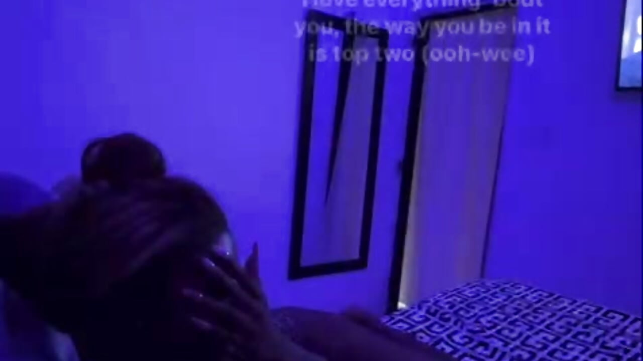 My home 💆🏽‍♀️🍃✨🤎 - kinkyandsavage 캠 모델의 동영상