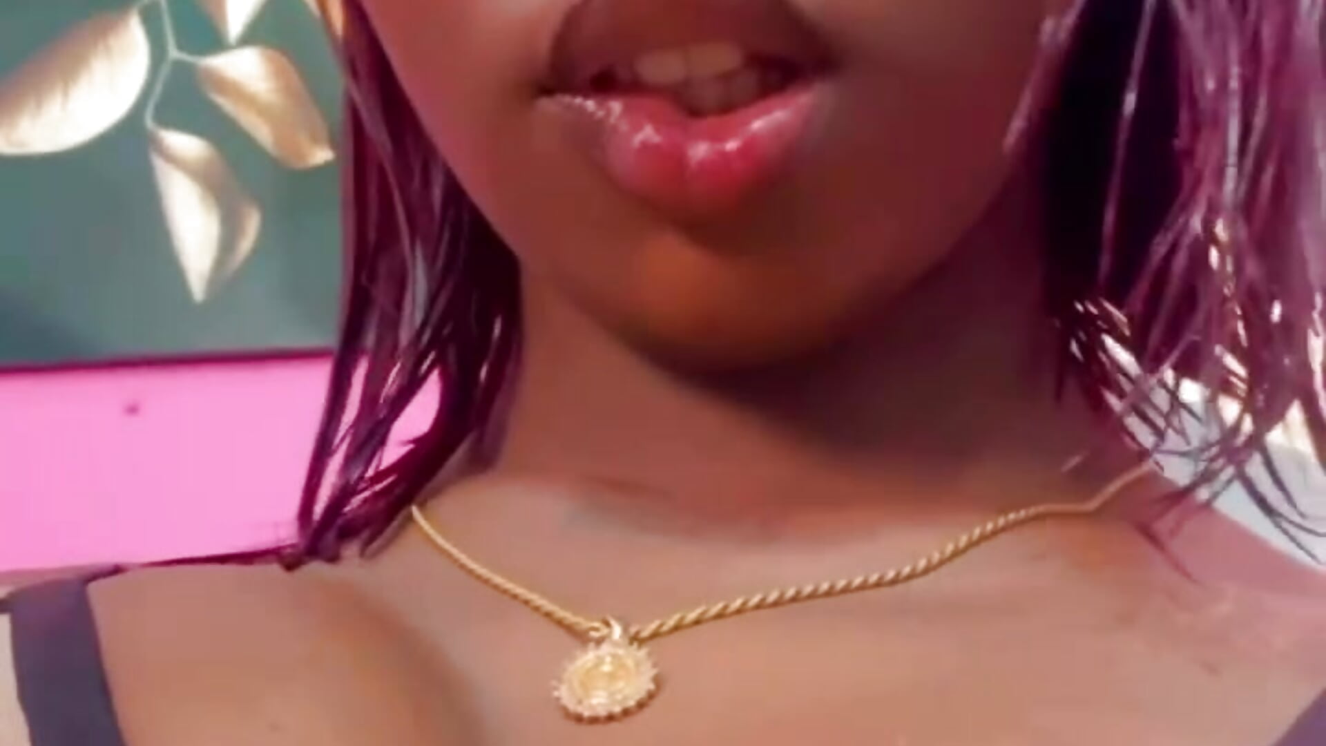 Do you like the view or would you prefer something spicier?😏🍒🔥 - video by kinkyandsavage cam model