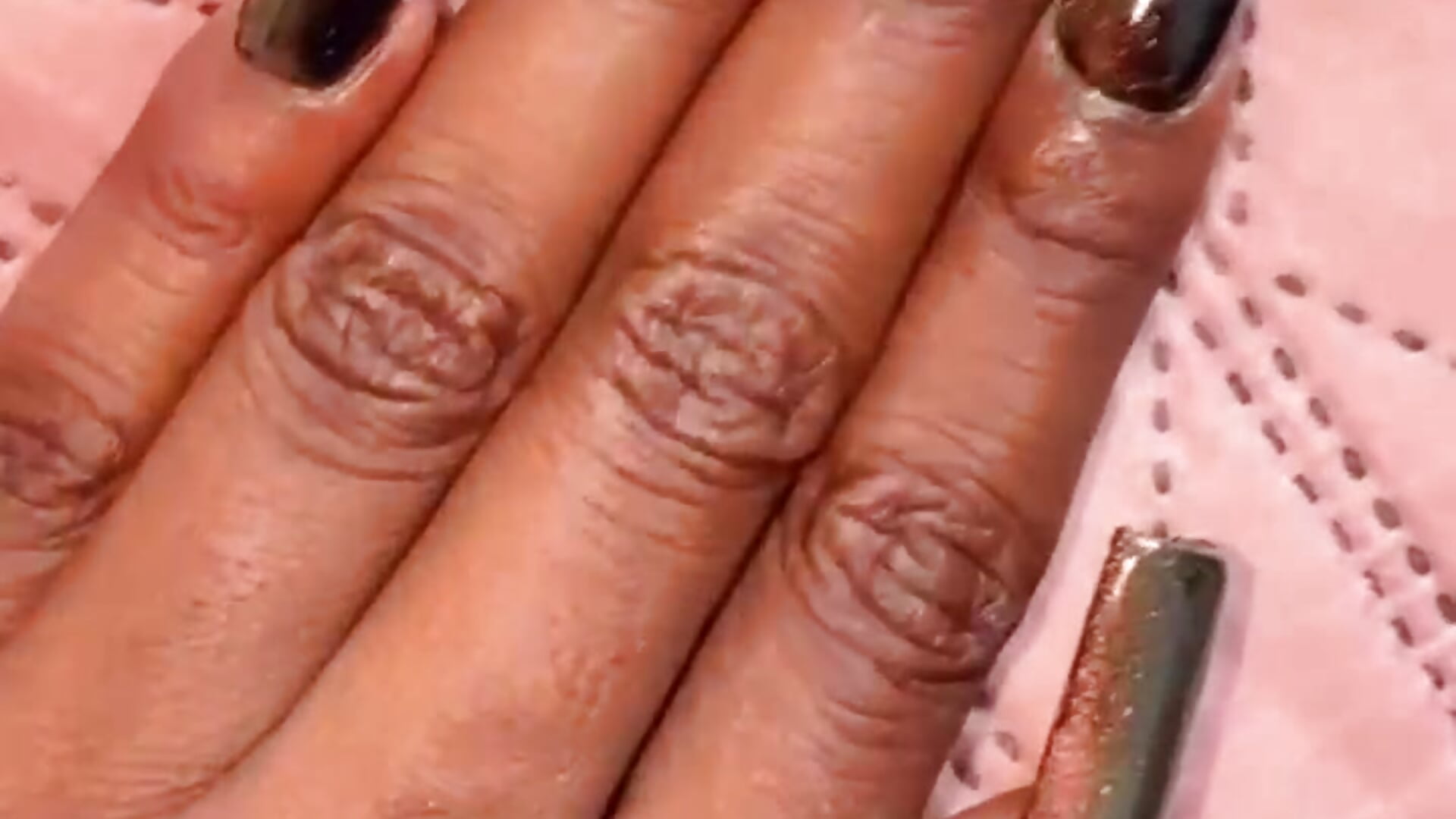 my new nails 🥰🥰 - video by kinkyandsavage cam model
