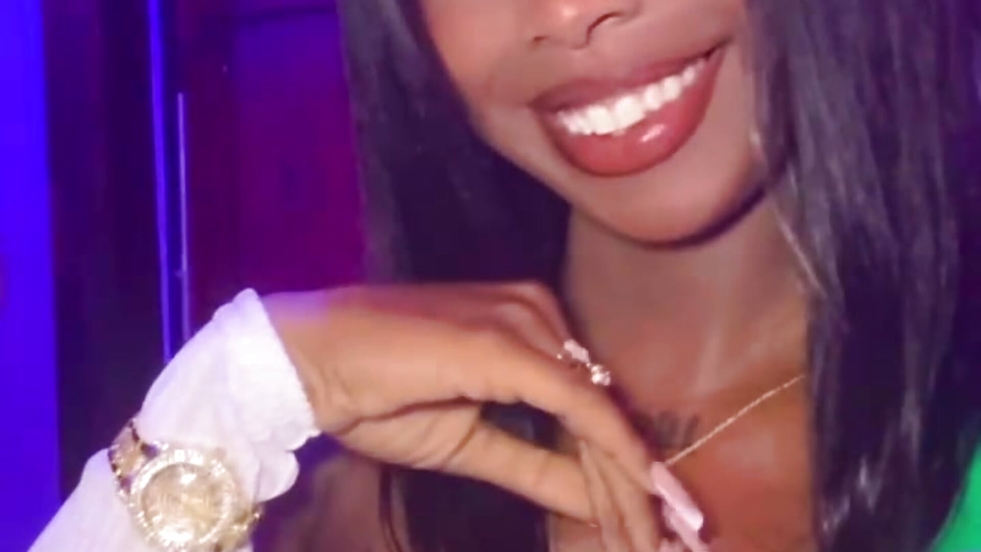 ultra happy in my birthday 🙈🙈 - video by kinkyandsavage cam model