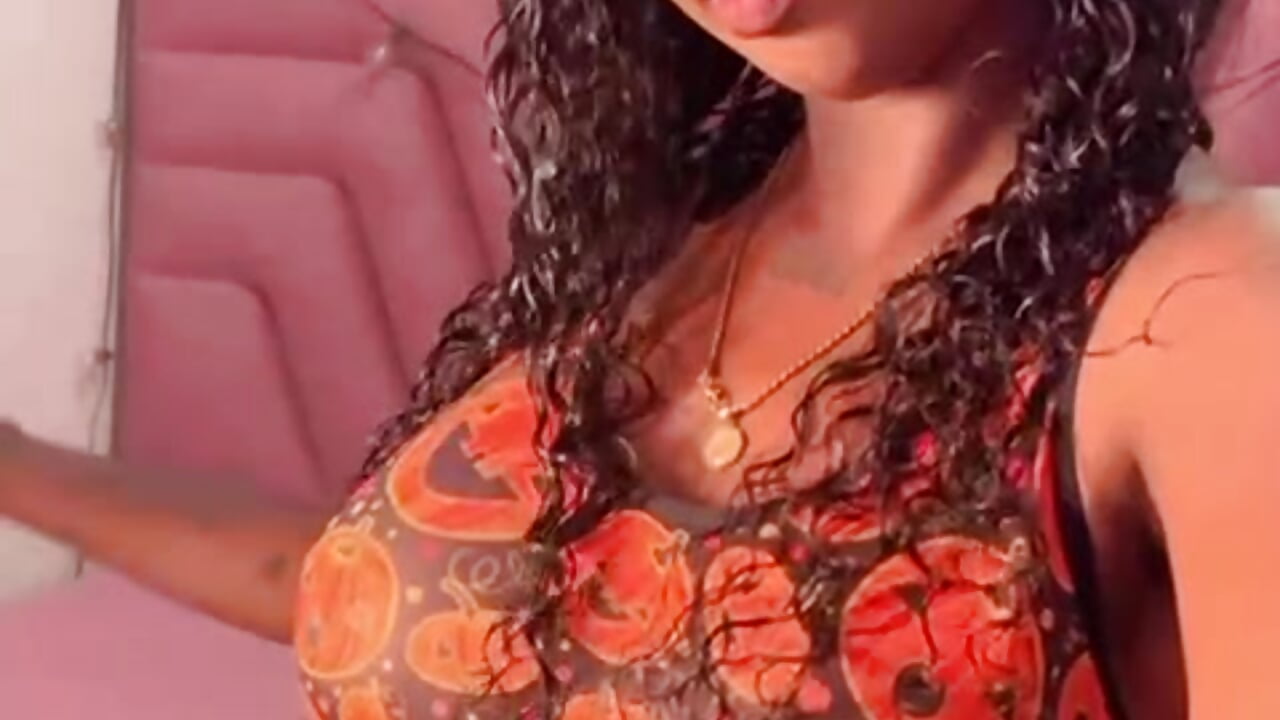 what a cute pumpkin.. - video by kinkyandsavage cam model