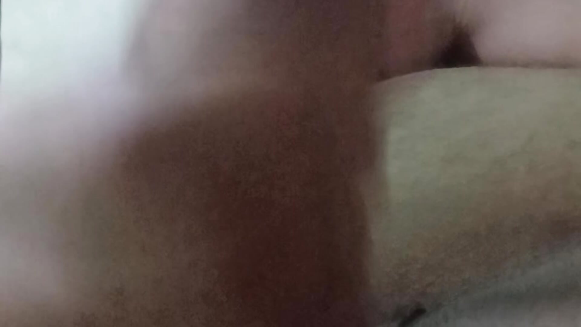 Batendo punheta no amigo