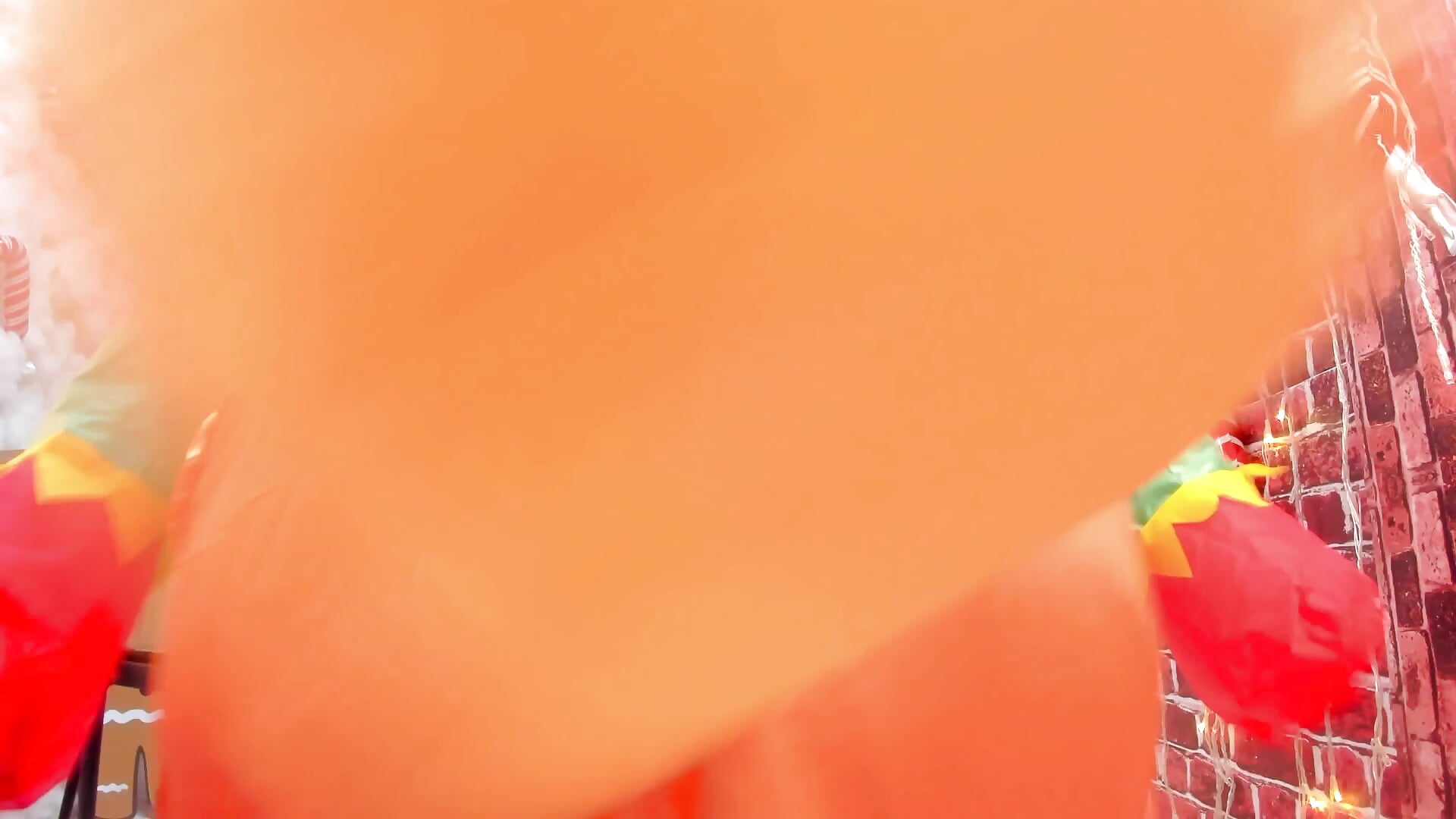 If you feel sad look at the dancing reindeer, merry Christmas - video van Danniela18_ cam-model