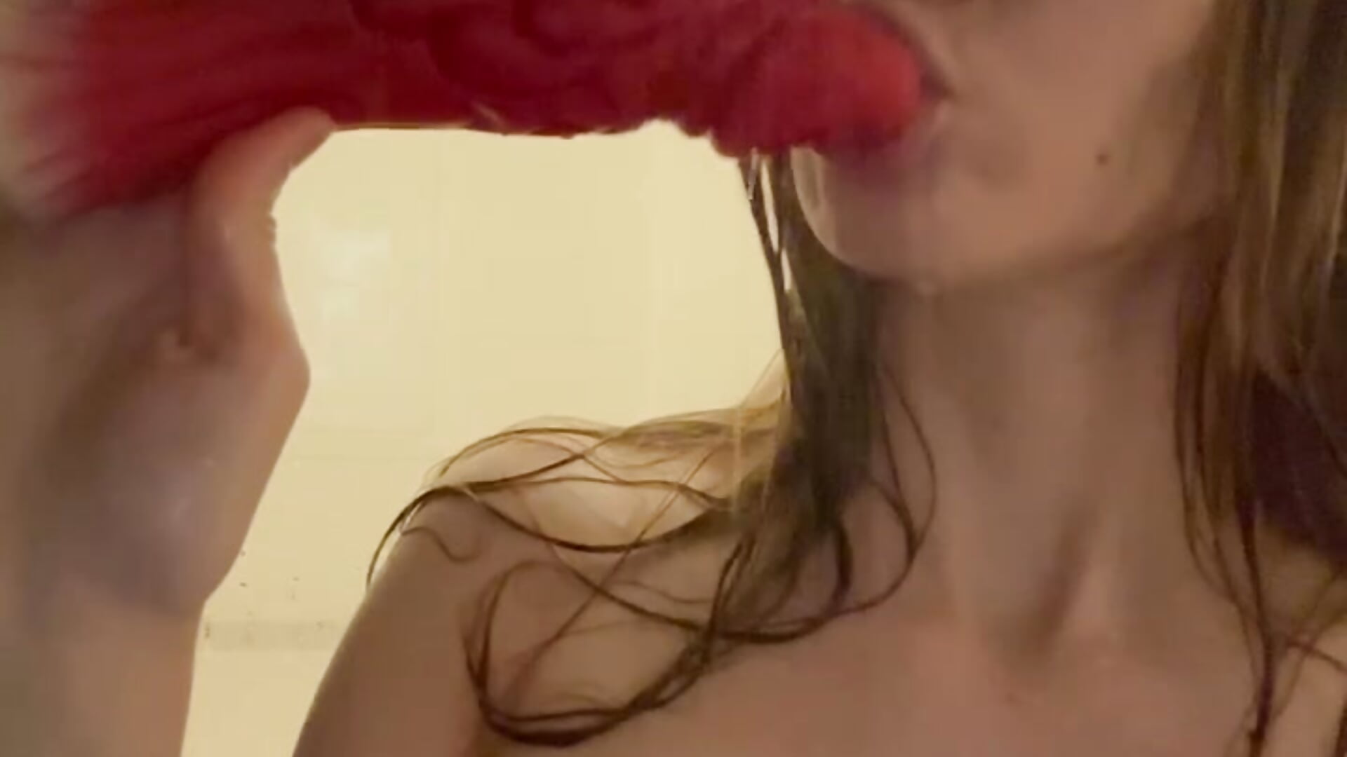 shot it on my lips <3