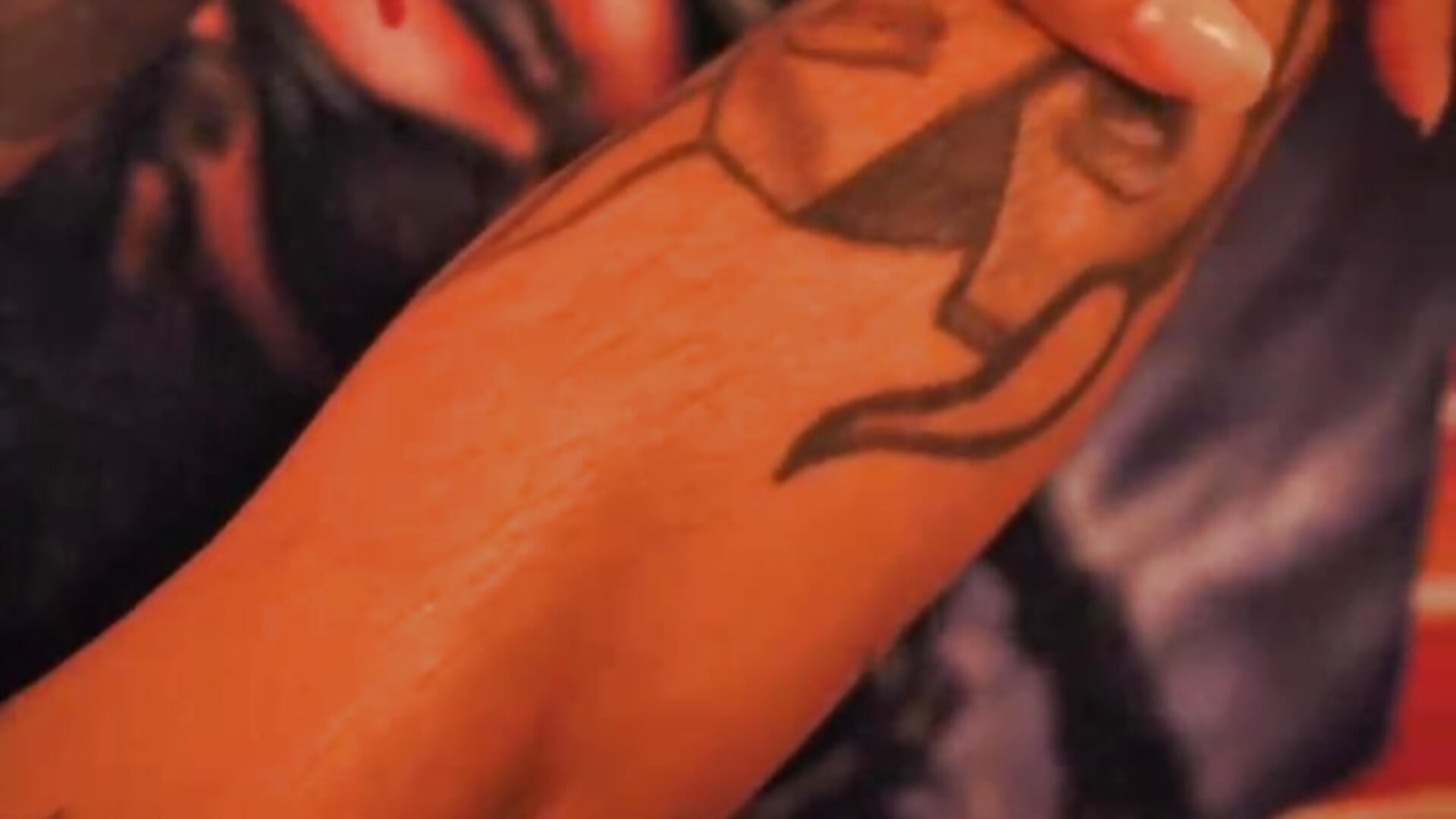 tour tattoo for my body 😈🔥