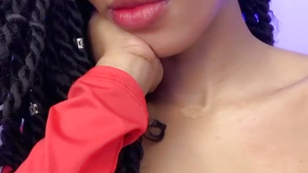 ❤️‍🔥 - clip cu AmyBriiggs model videochat