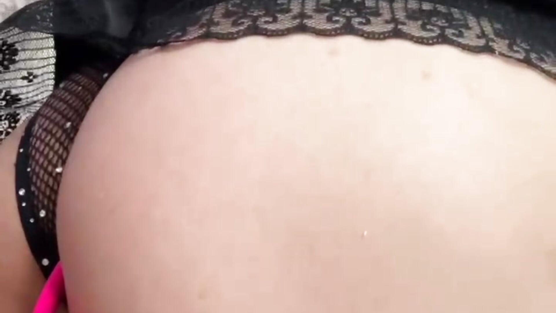 bounce my tight ass