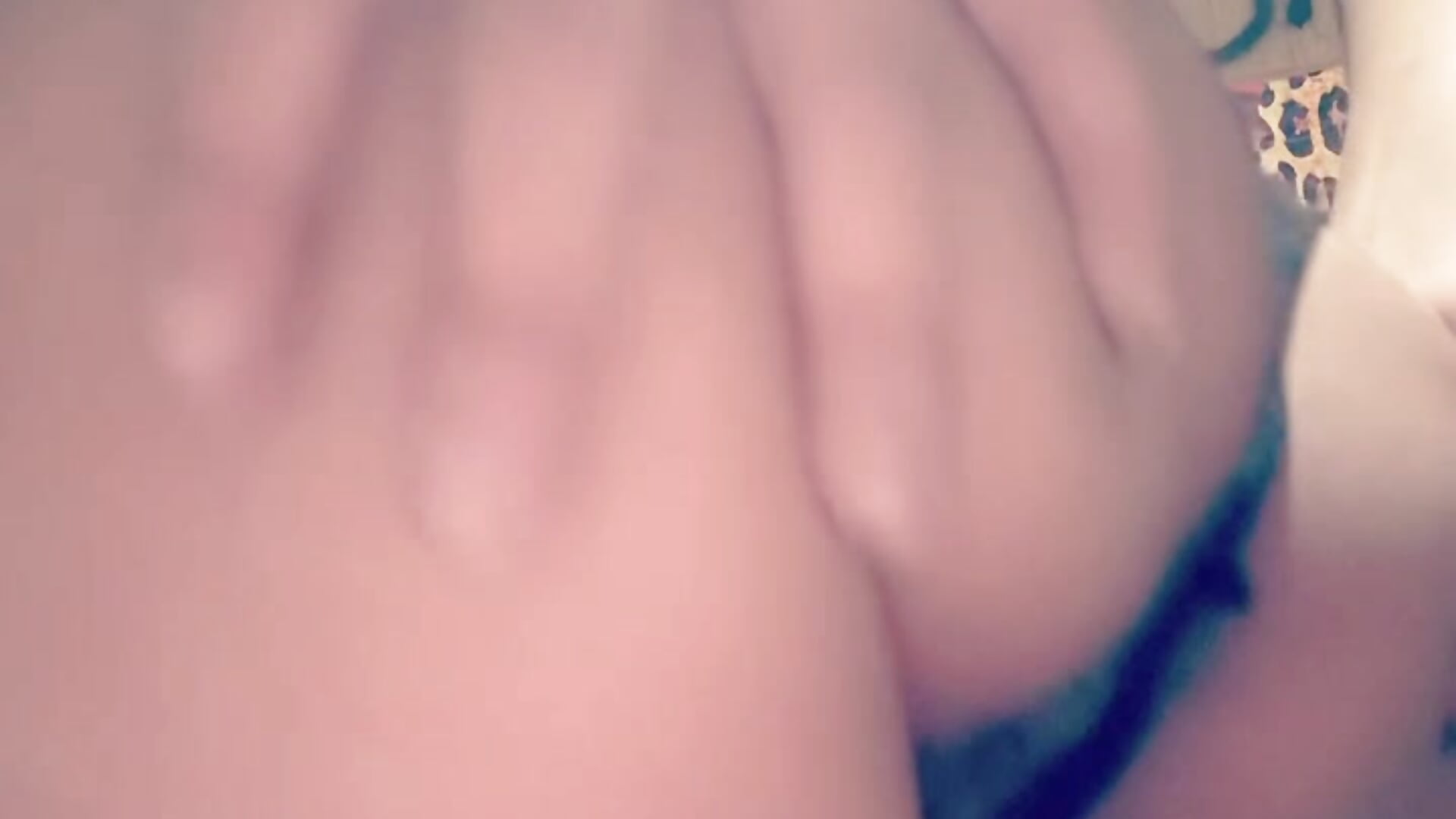 Do u love carmel trests?😫😝 – видео вебкам-модели carmelbbyx22