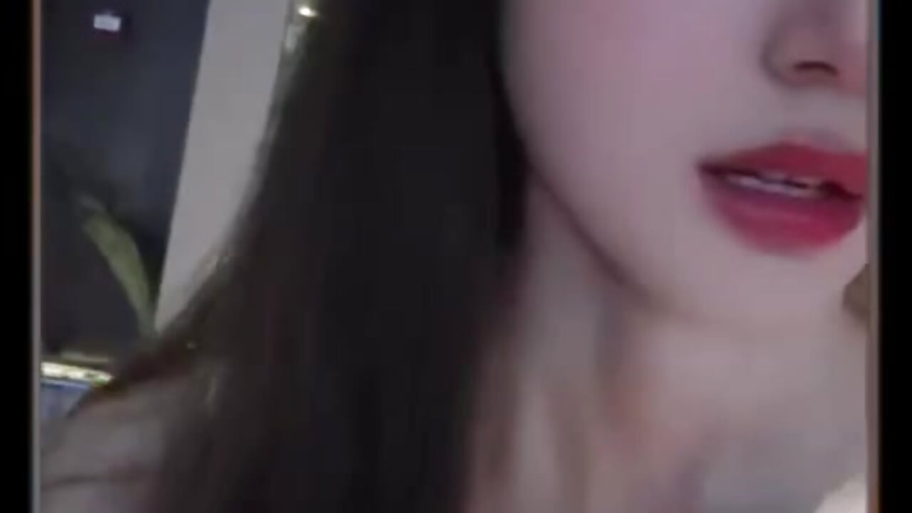 嗯哼