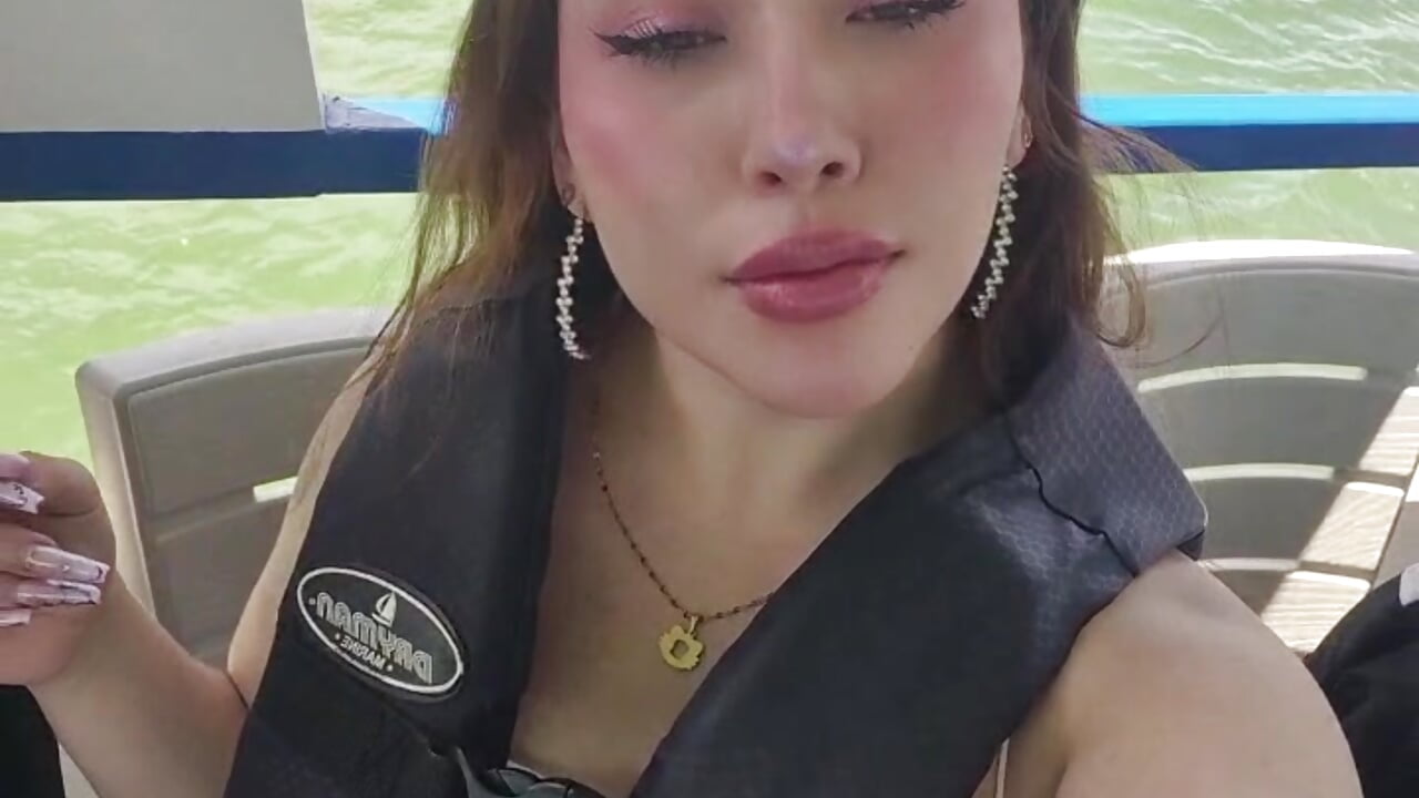 Happy travel <3 - video by Miaa_gh1 cam model