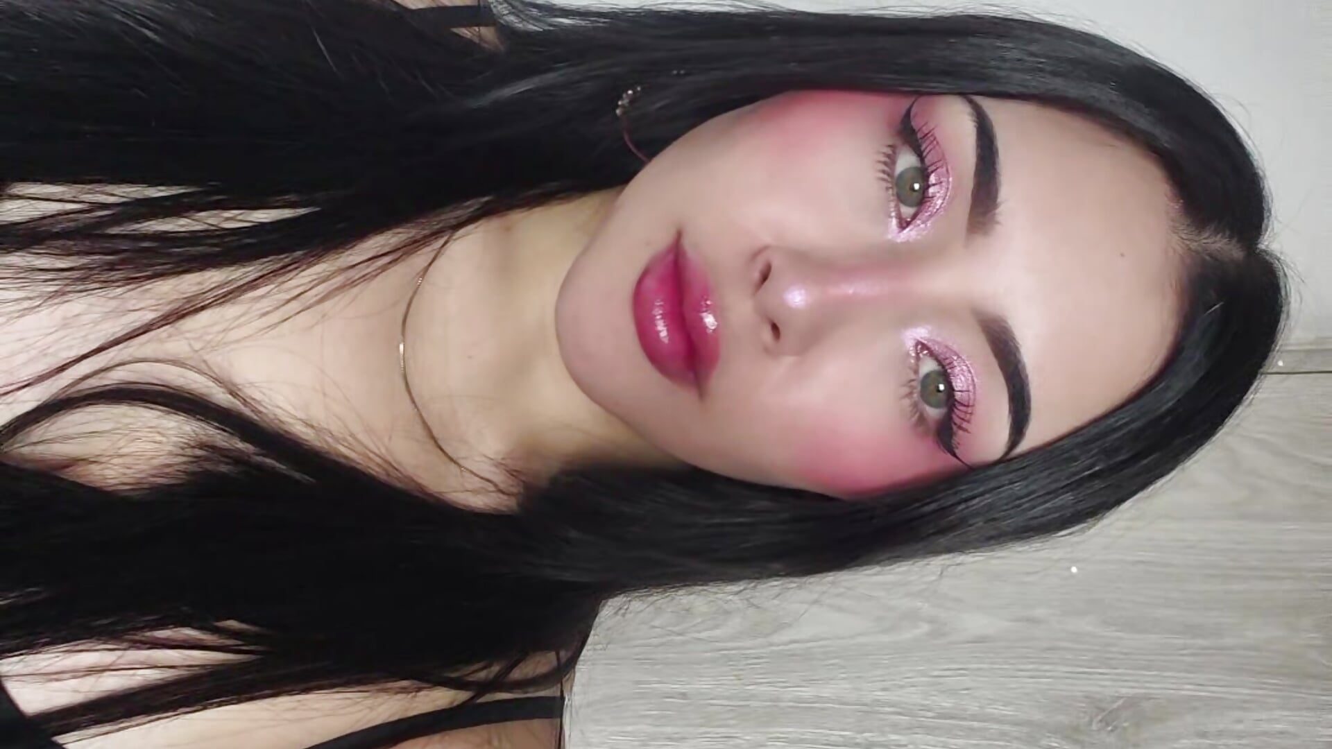 🖤 - video by Miaa_gh1 cam model