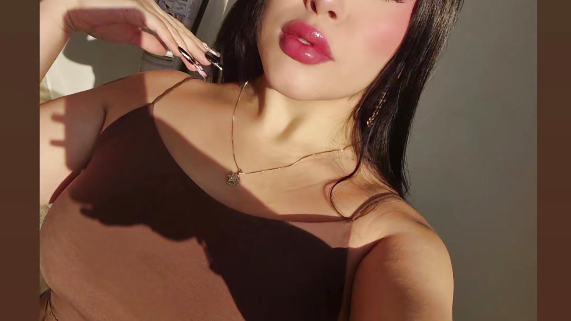 😘 - video by Miaa_gh1 cam model