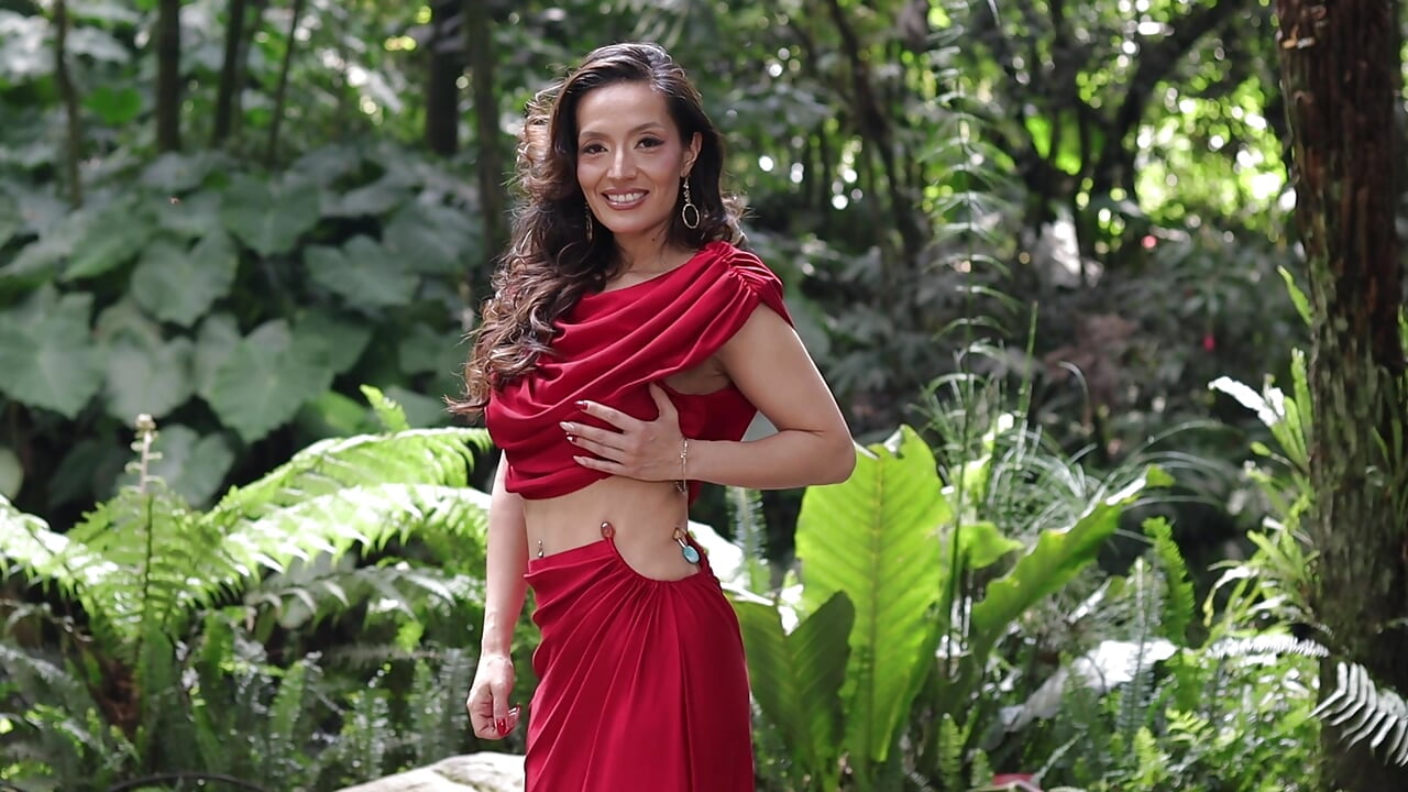 beautiful nature - video oleh AmyRox_ kamera model