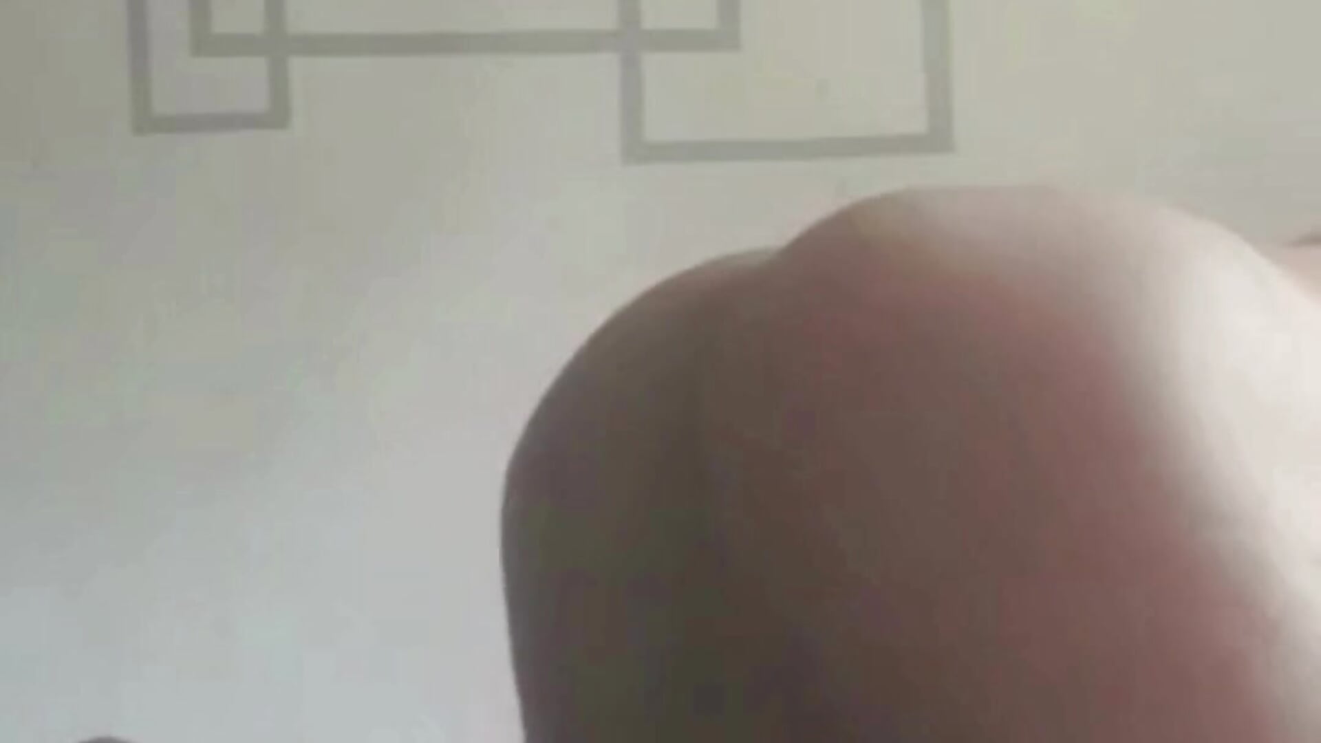 A perverted son of a bitch from strip chat asked me for fart and open-ass content, unbelievable. - відео від вебкаммоделі tanobighorse