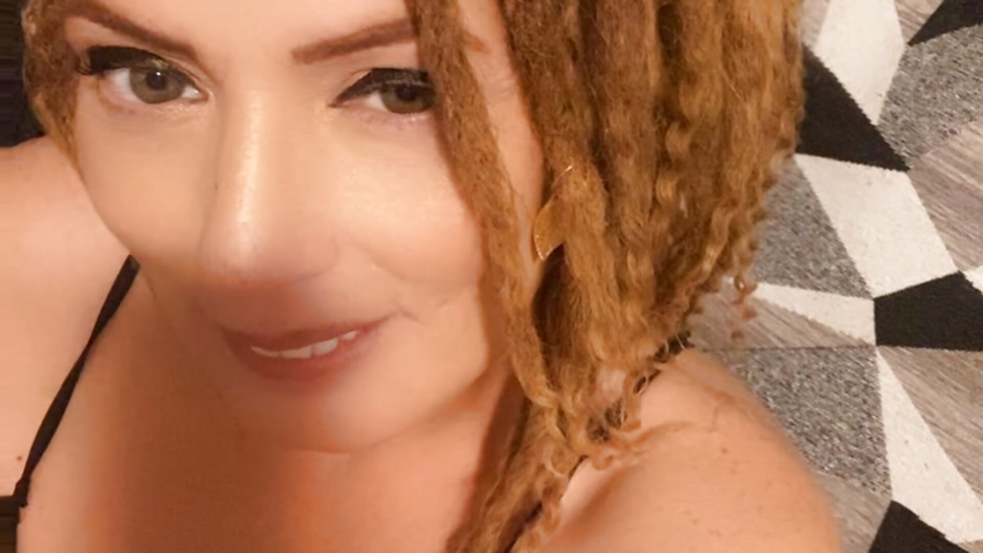 give it to me daddy - video by Starrlane999 cam model