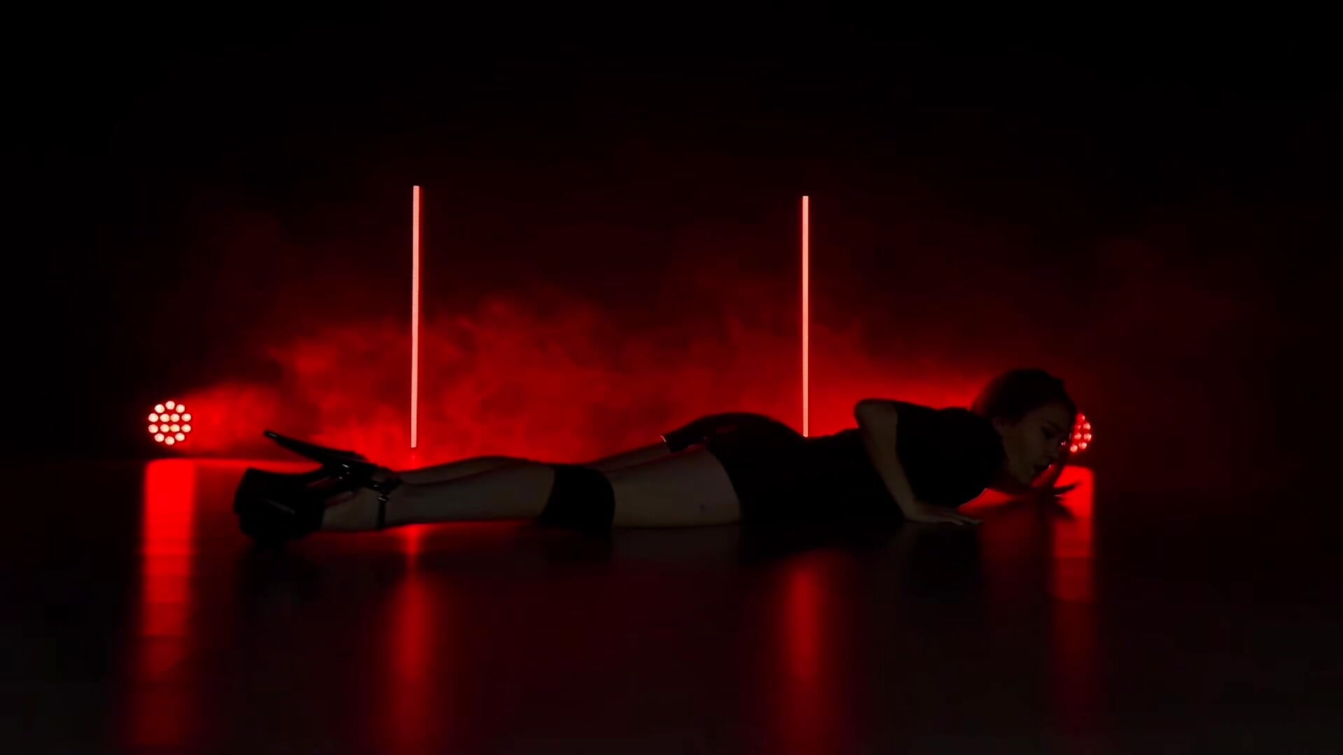 Strip Dance💃🏻✨ - vídeo de la modelo de cam SashaMeow