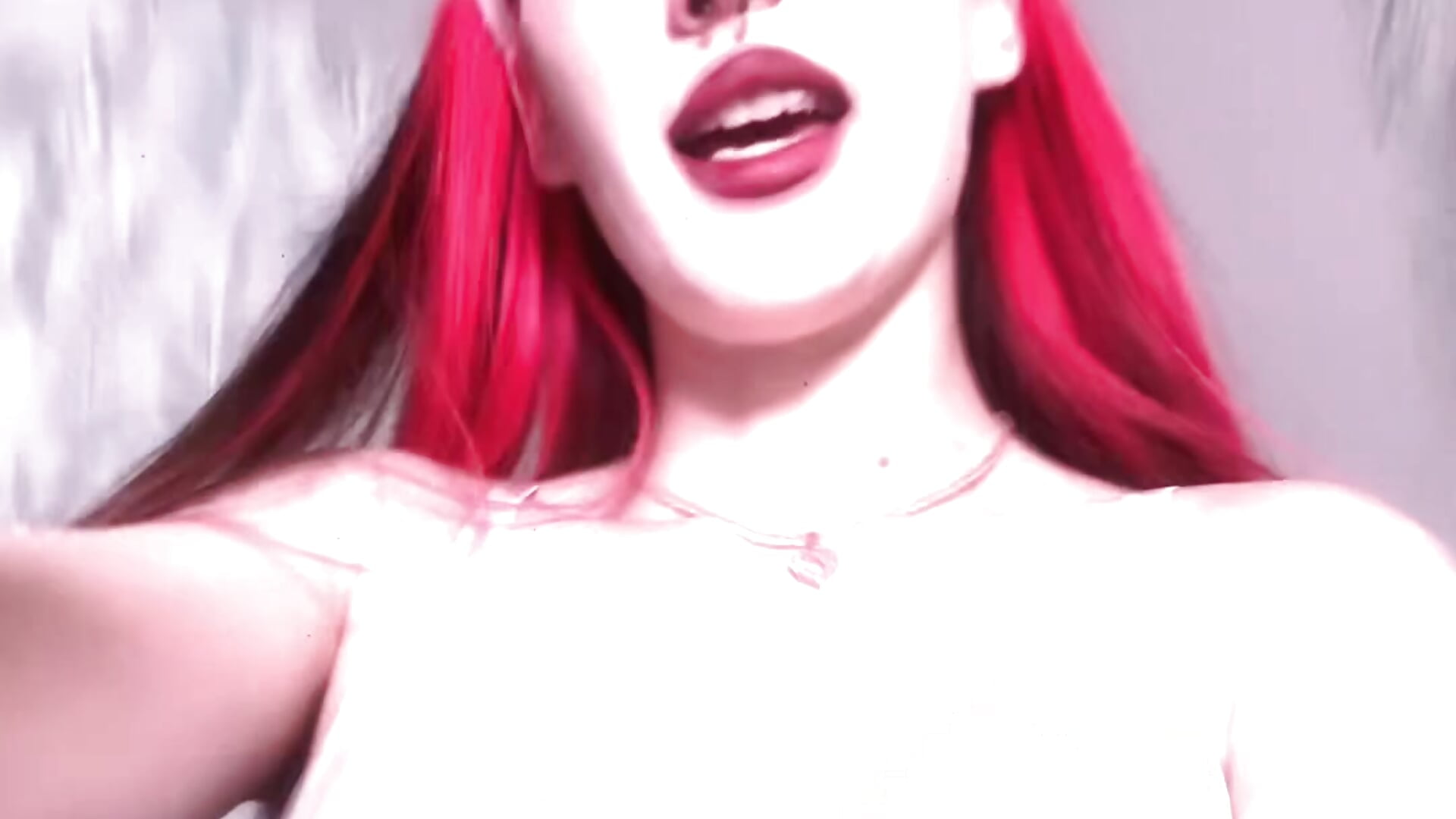 Bunny – video modela na kameri SashaMeow