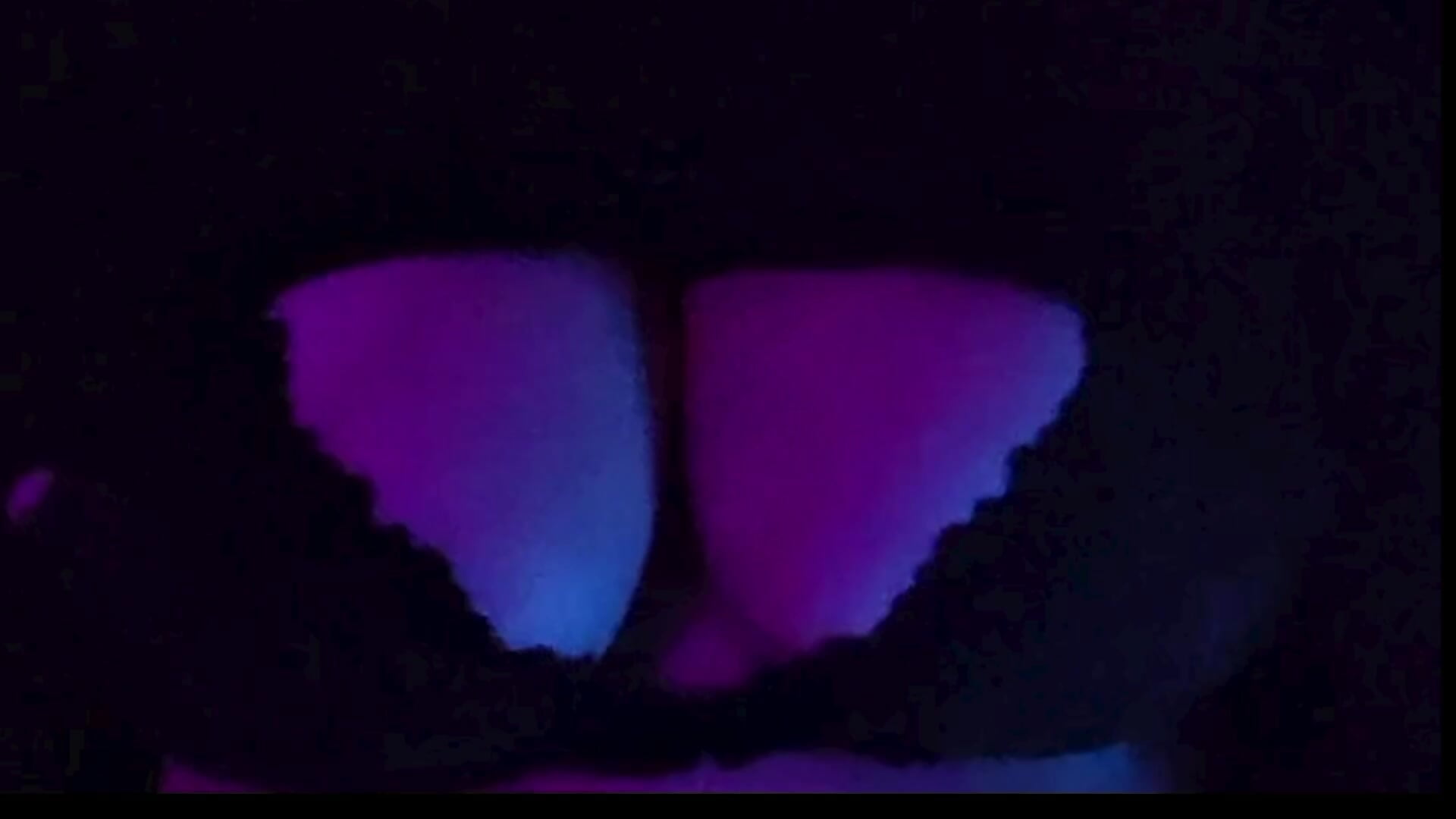 glouglou 😈 – видео вебкам-модели Heleneecesmecs2