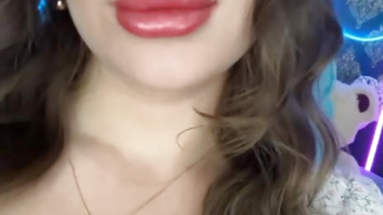 I will leave a  big boobs here - Lucky_Rita主播的视频