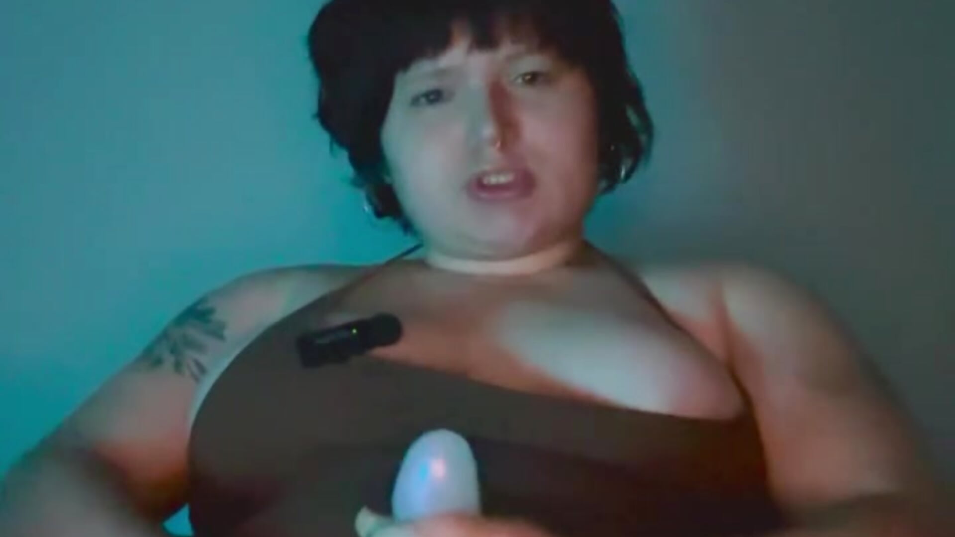 JOI : SUCE MON STRAP-ON - clip cu _dwhorekin_ model videochat