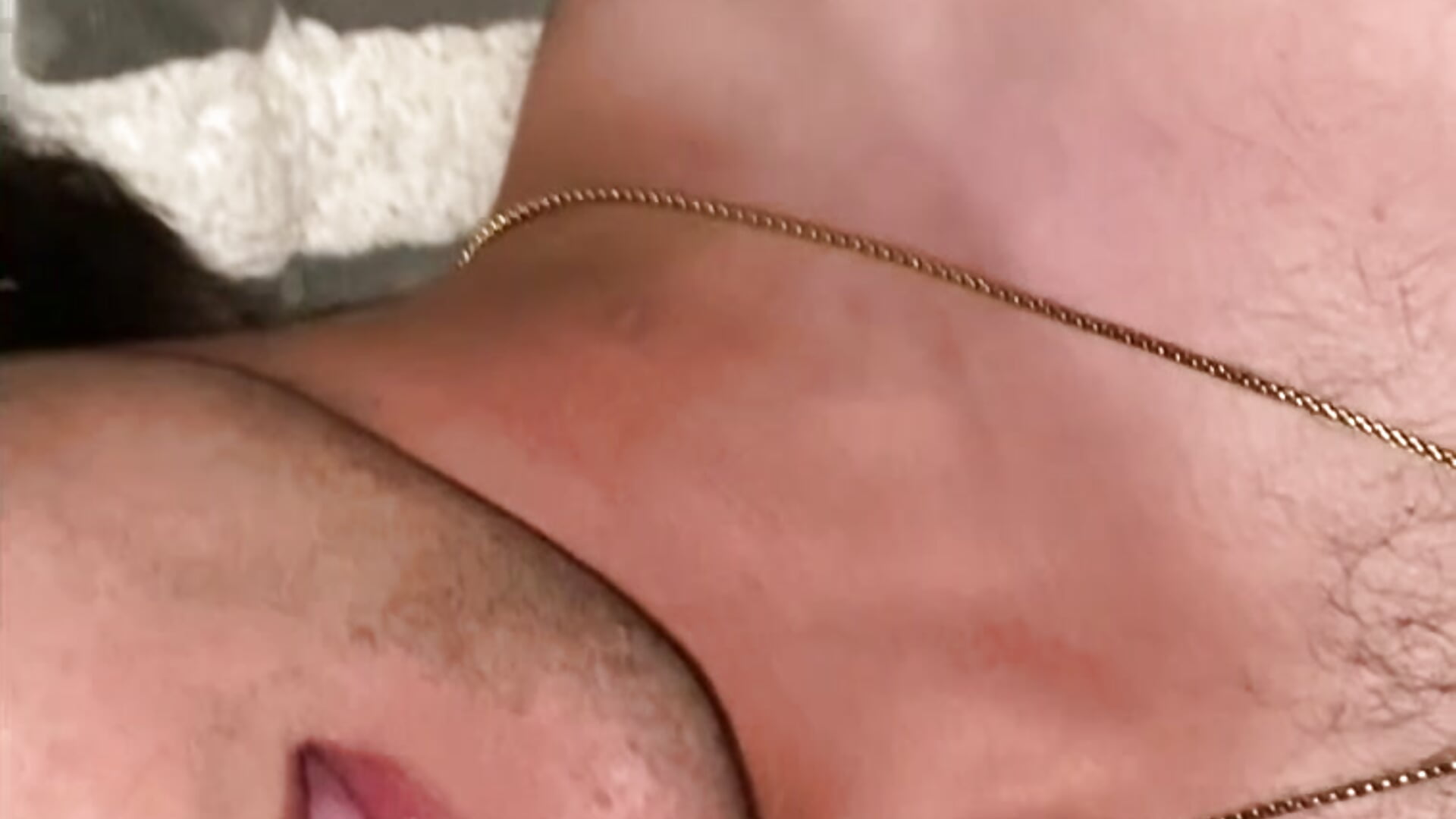 UnderTheCovers😈 - video by WhiteSinn cam model