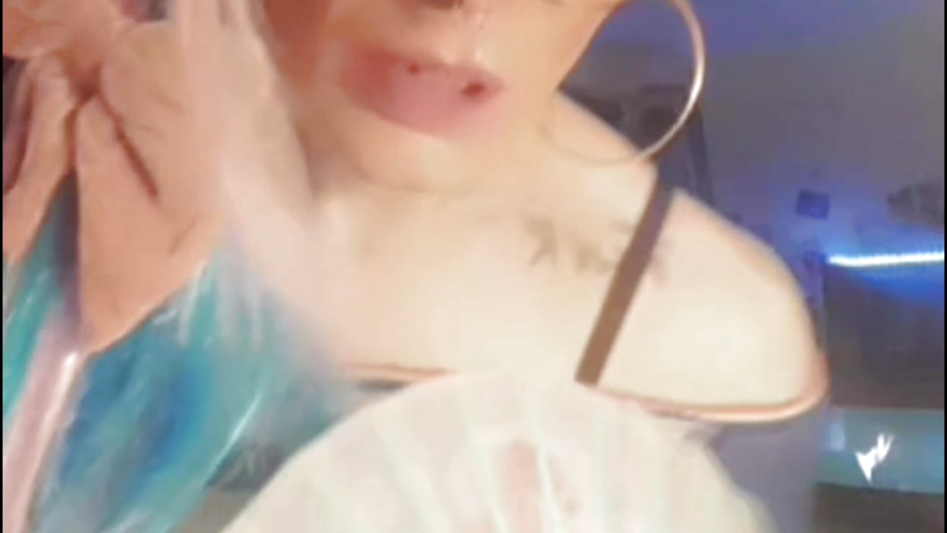 2025-03-04-065134127 - відео від вебкаммоделі imgb33