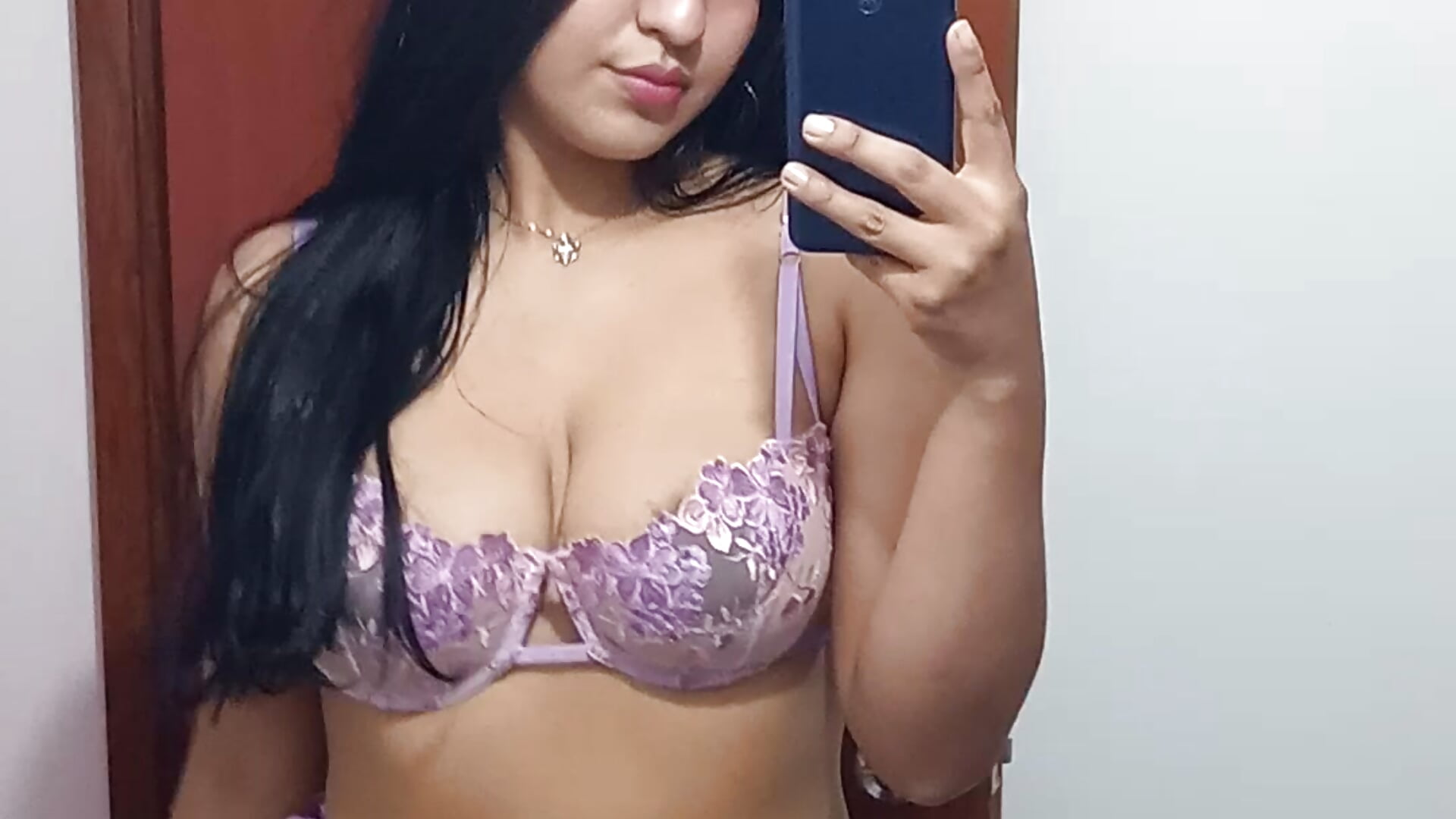 VID_20251004_181016175 - Lana_Parker_01主播的视频