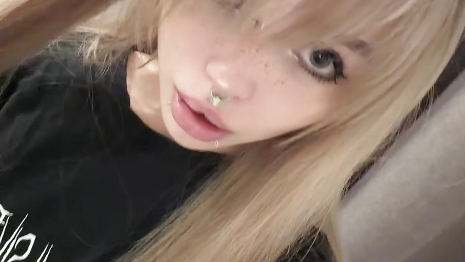<3 - video by emodreamgirl cam model