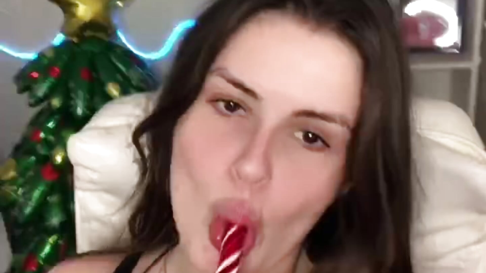 Sugarbaby😁 - video by StellaFrost cam model