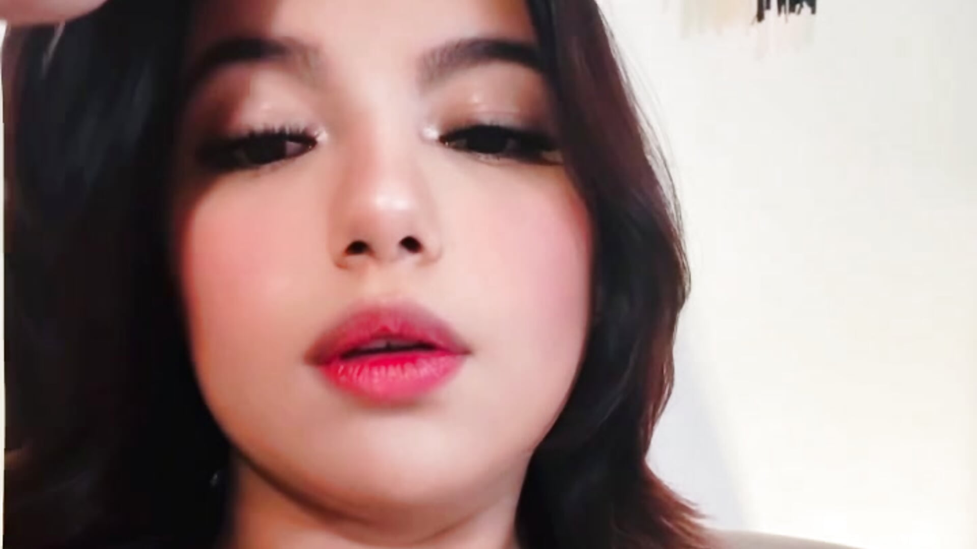 No context 🦋🌺 - vidéo du modèle de showcams ItsAnnie1