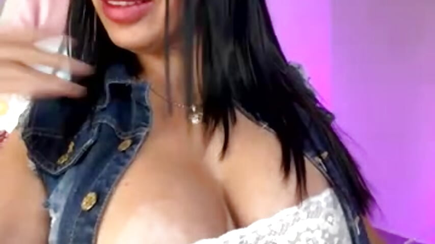 KAROL RUBI WITHOUT MAKEUP - video by KAROL_RUBI cam model