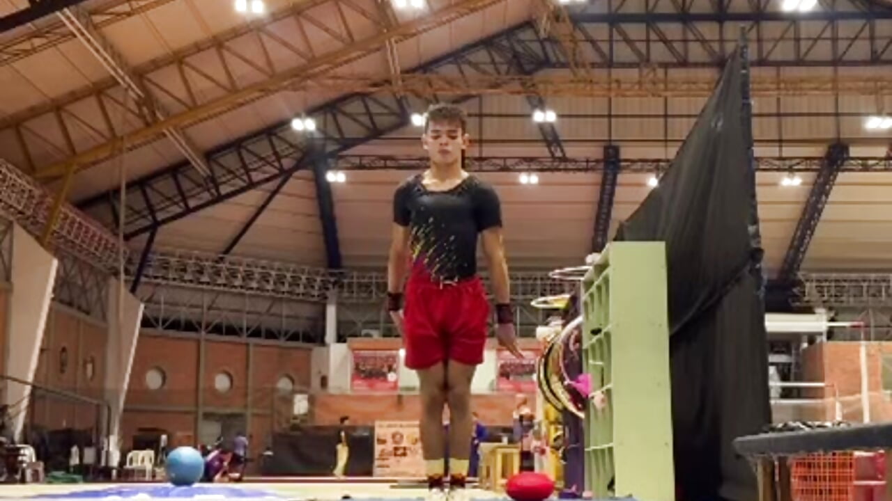 Трендове відео  1837 вебкаммоделі Nijinsky_LatinBoy