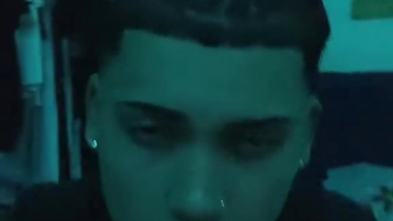 v09044g40000d2bcmtnog65vs9ltbr90 - βίντεο μοντέλου Br4ndxpimm