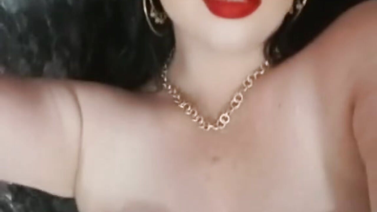 Sexy White ... - video oleh model kamera Von_T_