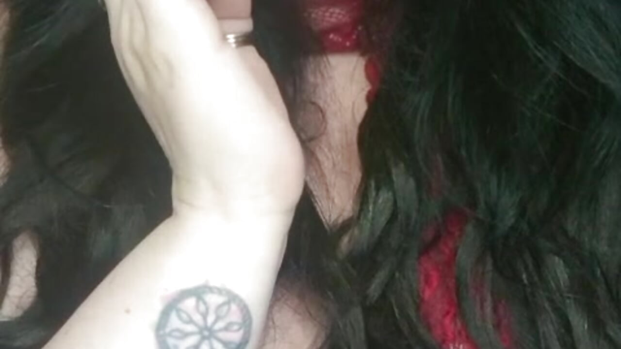 Kiss me Now... - video by Von_T_ cam model