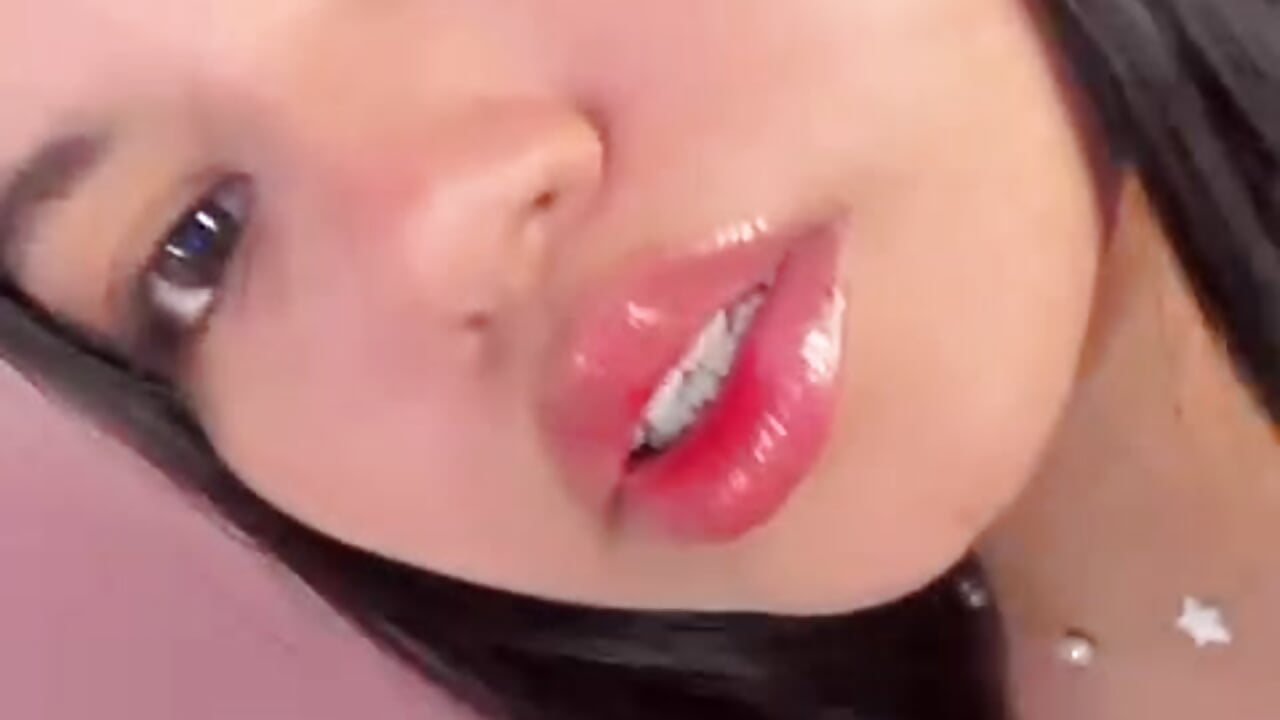 👅 BLOWJOB SLY, MY BOUTH MAD - video by Geabloom cam model