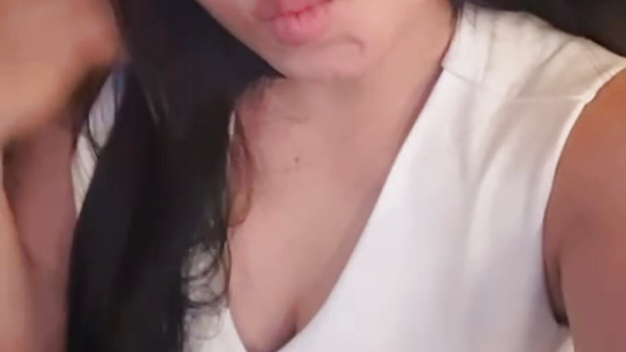 Come and play with me - video by Geabloom cam model