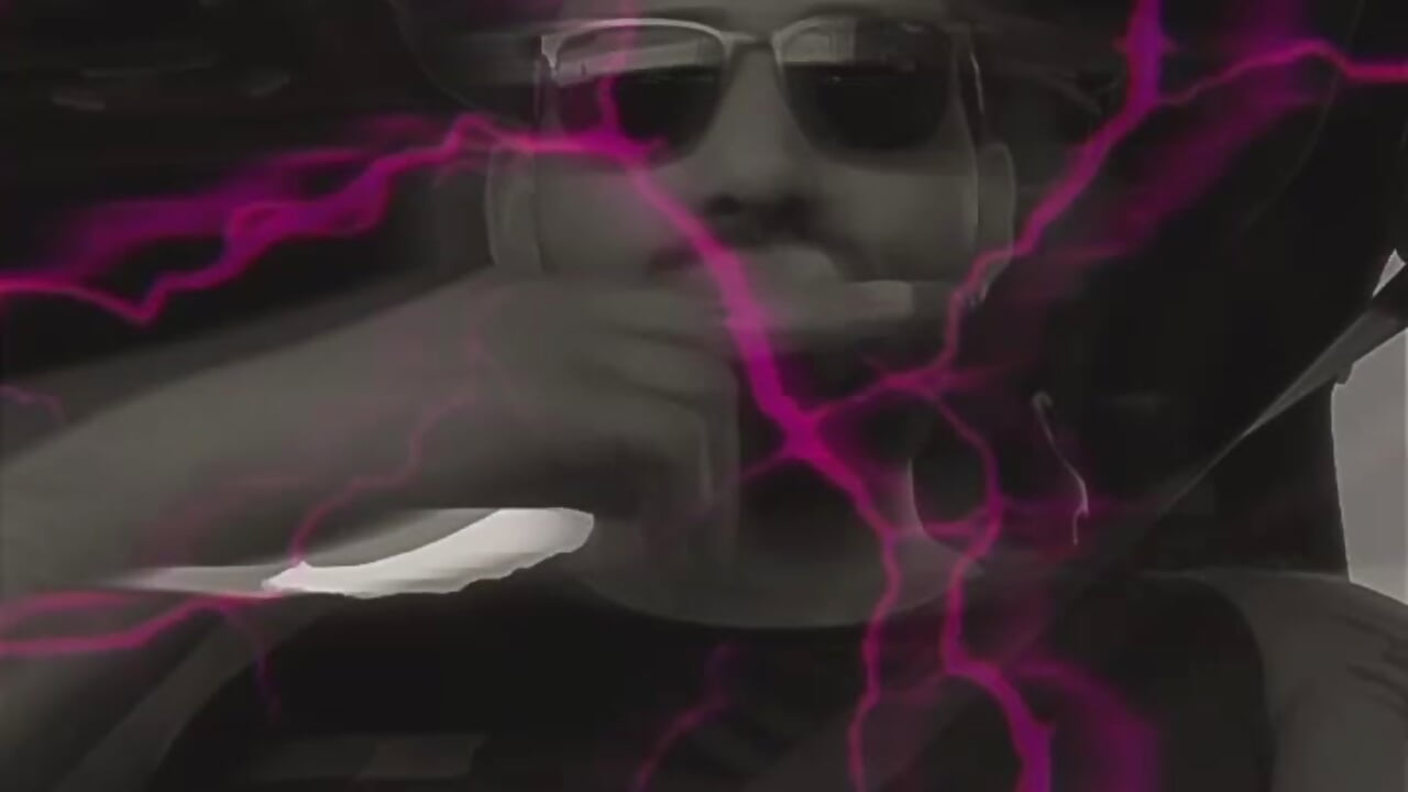 💋😘 - video by IdenticalBox4 cam model