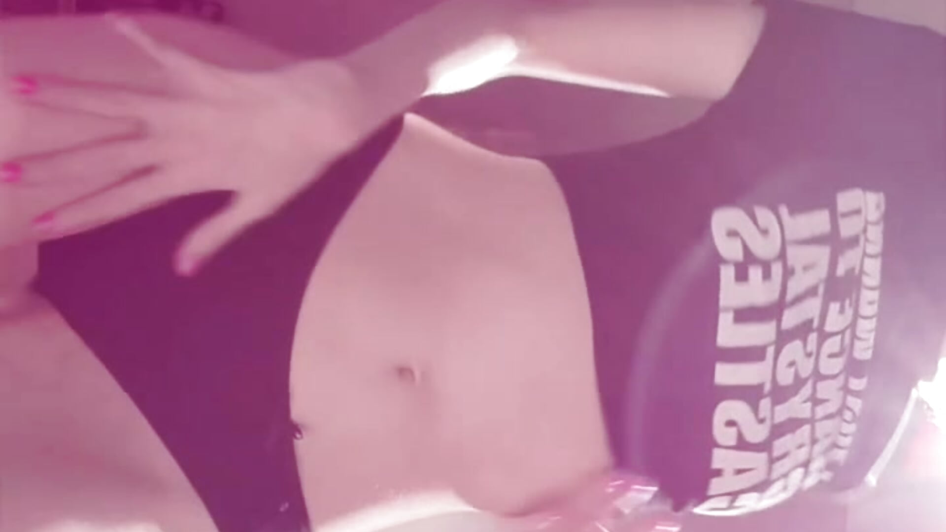 hips dont lie - video by ElizabethHarpper cam model