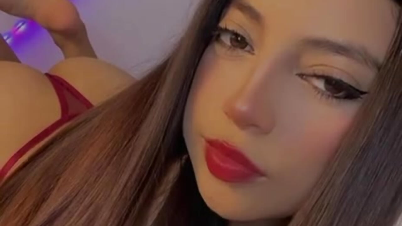 I send you kisses, love - video by NickyBelmonth cam model