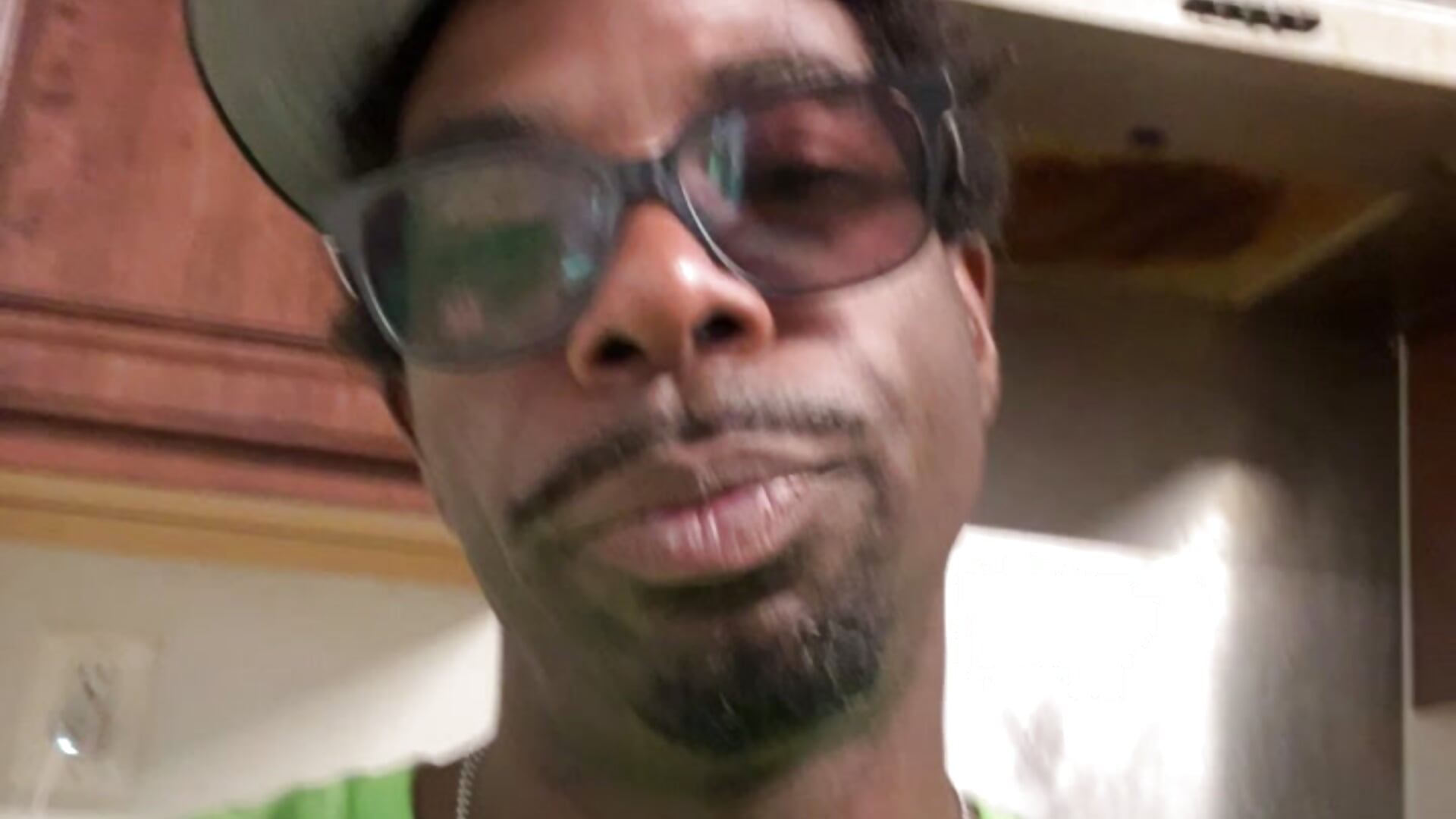 WieldyBlaze — Who I Am - video van WieldyBlaze
