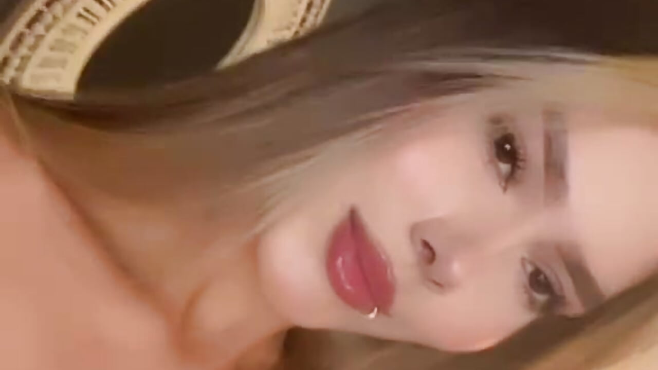 💗Sexy💗 - video by NiaSalvatore cam model