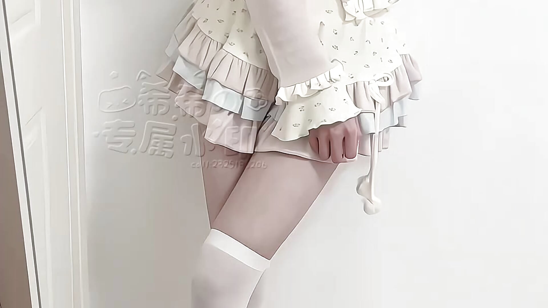 猫耳白丝