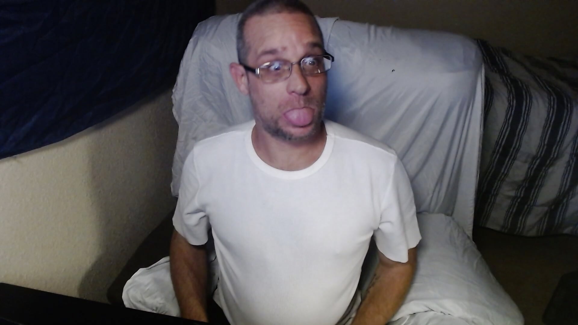 WIN_20251111_00_44_22_Pro - video by Dubesnackes cam model