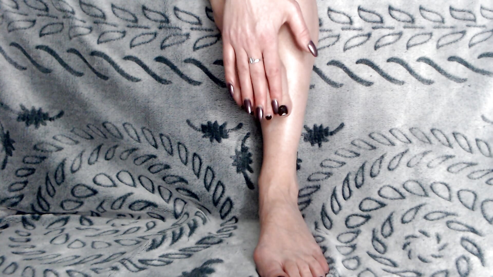 hot feet)) - video oleh model kamera natnett