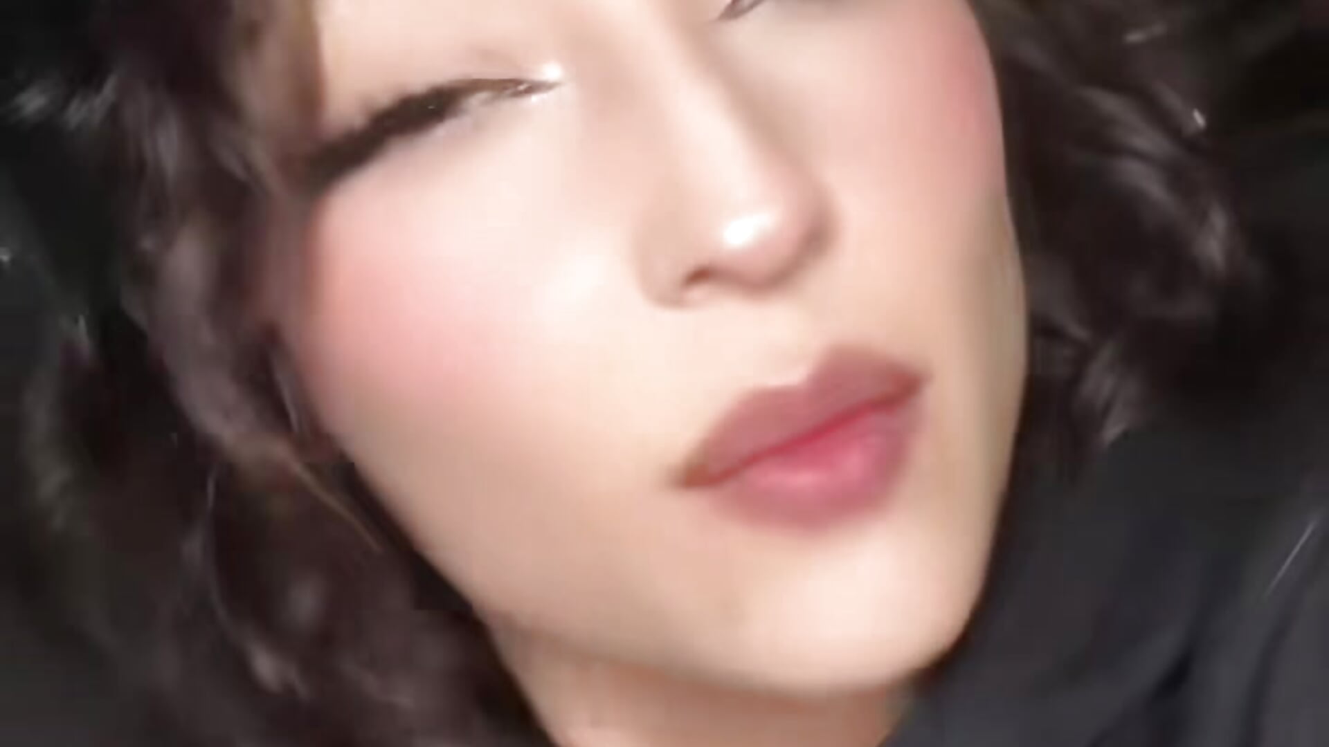 It's one of my favourite songs🥵🥵 - 視頻由 NickiYoung 主播提供