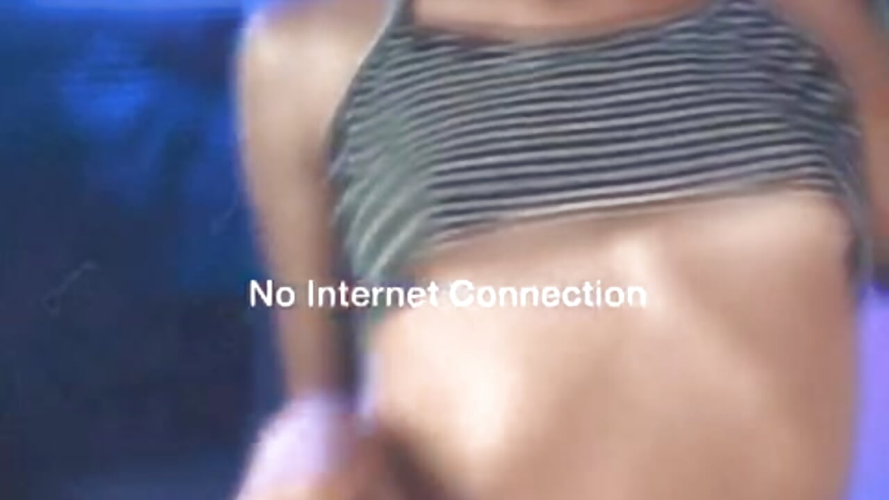 DO YOU LIKE TO SEE ME DANCE? - video của người mẫu cam NickiYoung