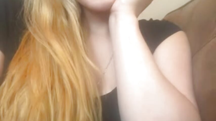 77612373392__335A5DB1-6968-4062-B9AC-36C631E16C8C - video van Kitty_DaCocks cam-model