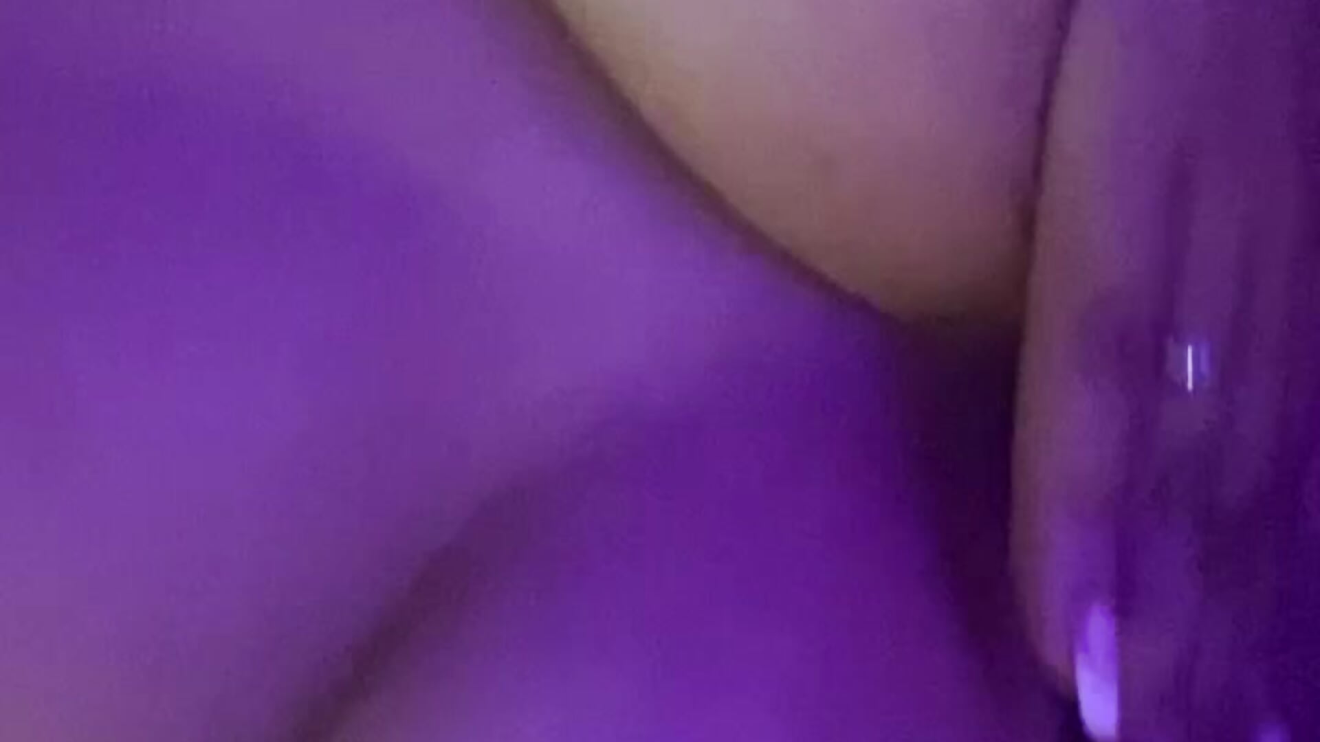 Mes bonne mamelle - Amira_bayby 캠 모델의 동영상